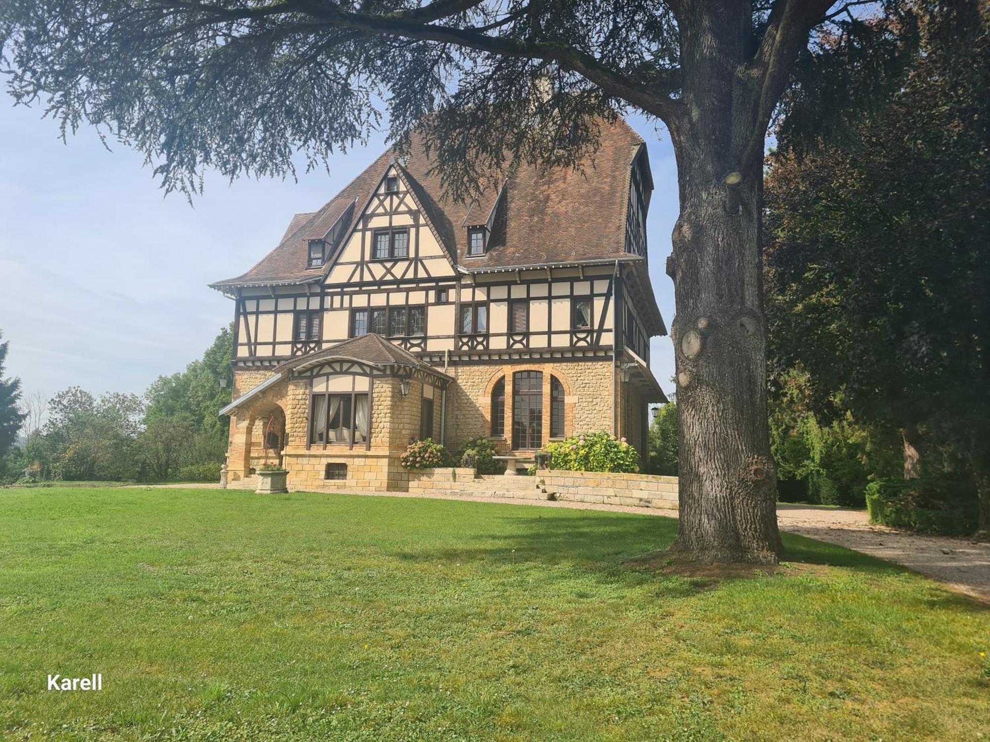 Manoir De La Graviere Acomodação com café da manhã Mouzon  Exterior foto